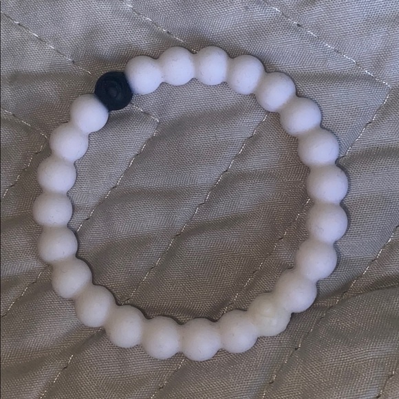 10 Lokai Bracelets - Picture 10 of 11